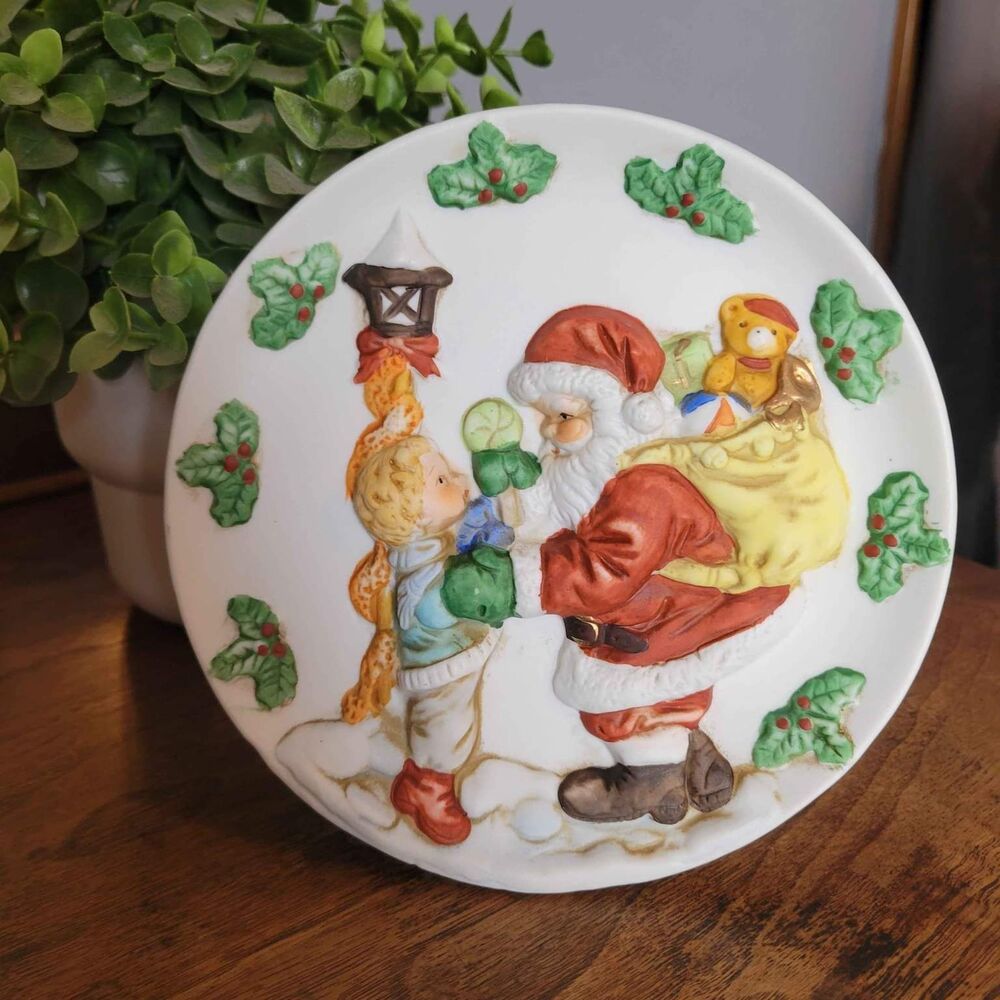 Vintage Porcelain Santa and Child Light Jametown China 3D